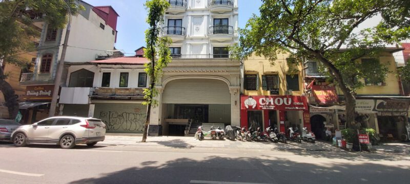 Biệt thự 30B phố Nguyễn Hữu Huân