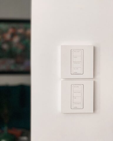 công tắc Pico. Lutron