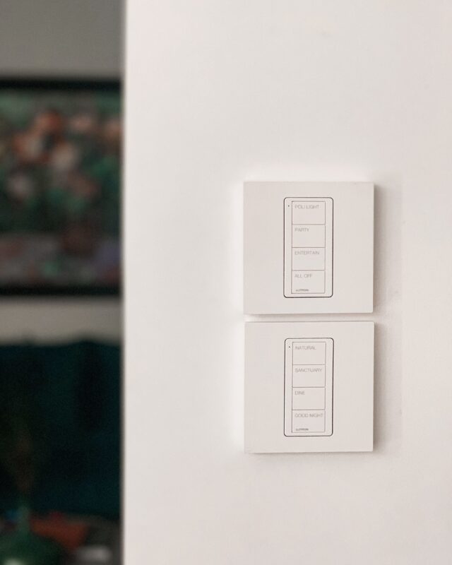 công tắc Pico. Lutron